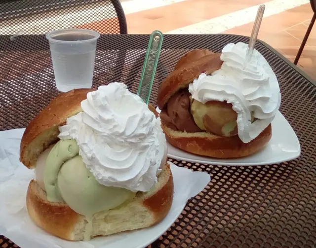 Brioche con gelato