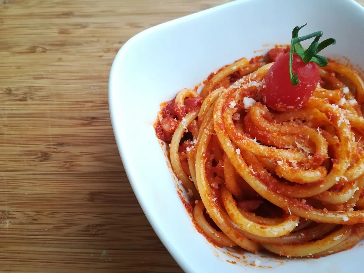 Bucatini a la amatriciana