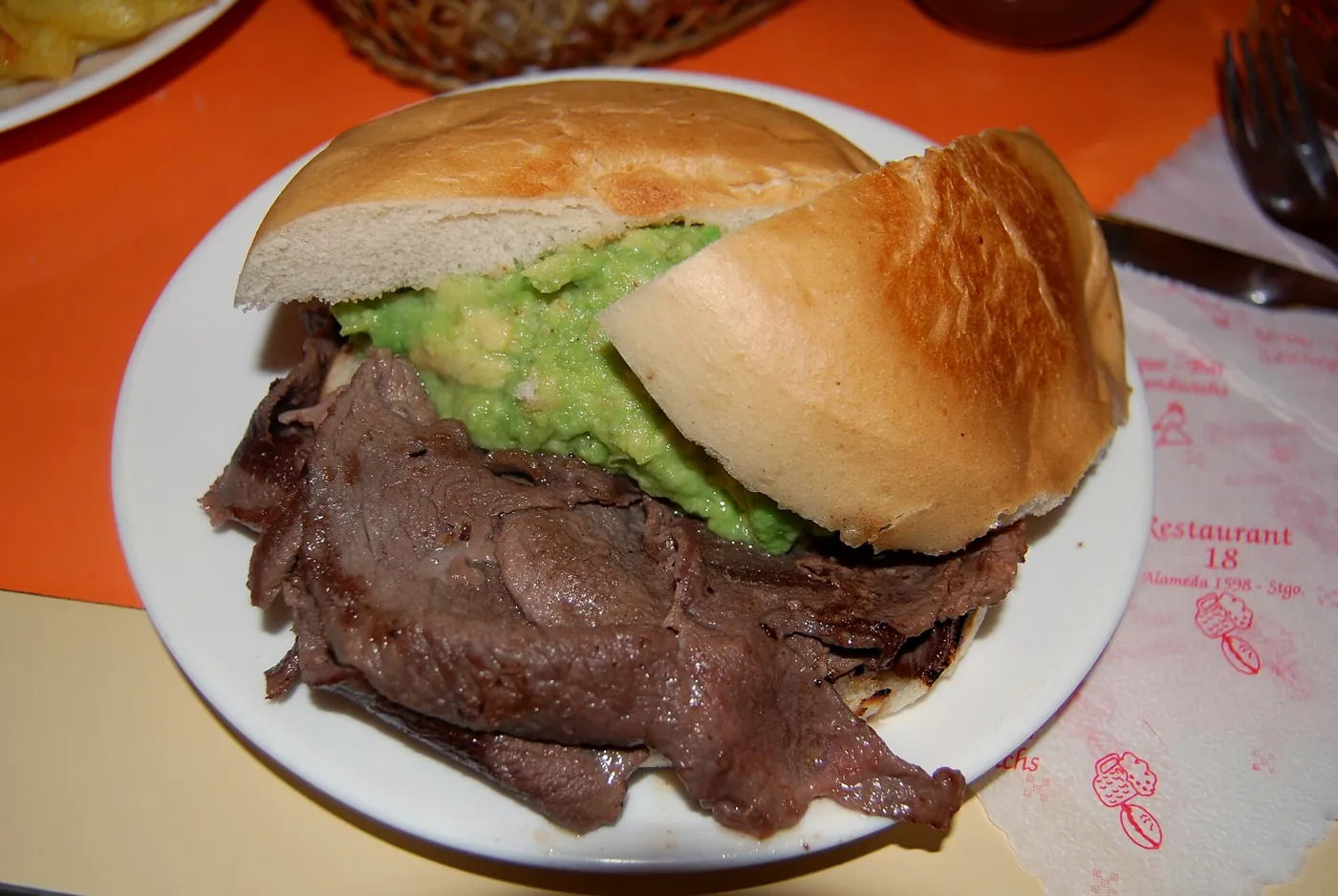 Churrasco (y sus variantes: italiano, luco, chacarero)