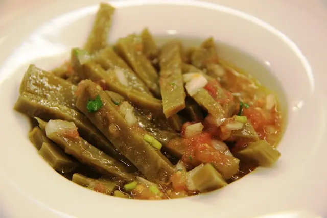 Ensalada de nopales