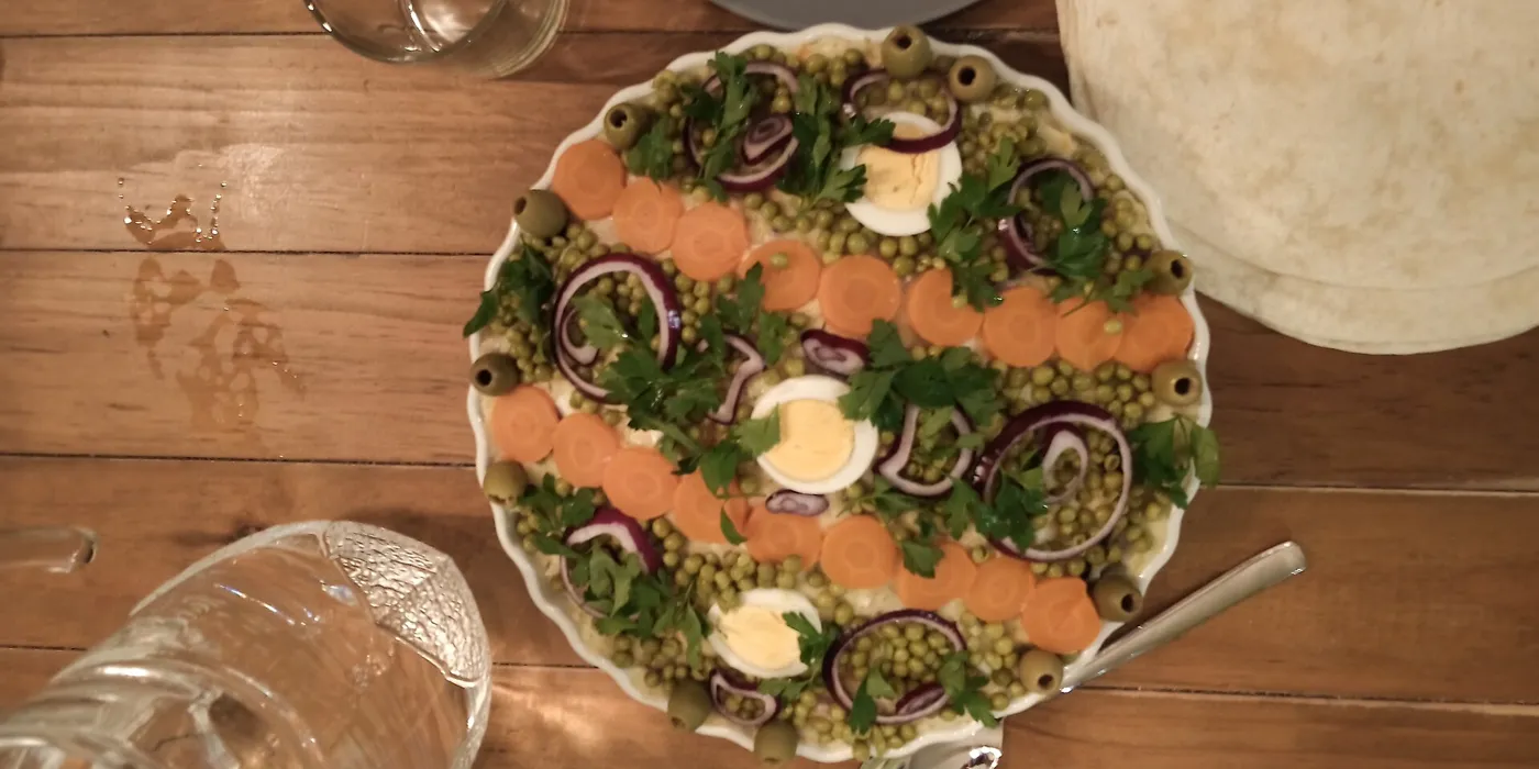 Salad olivieh