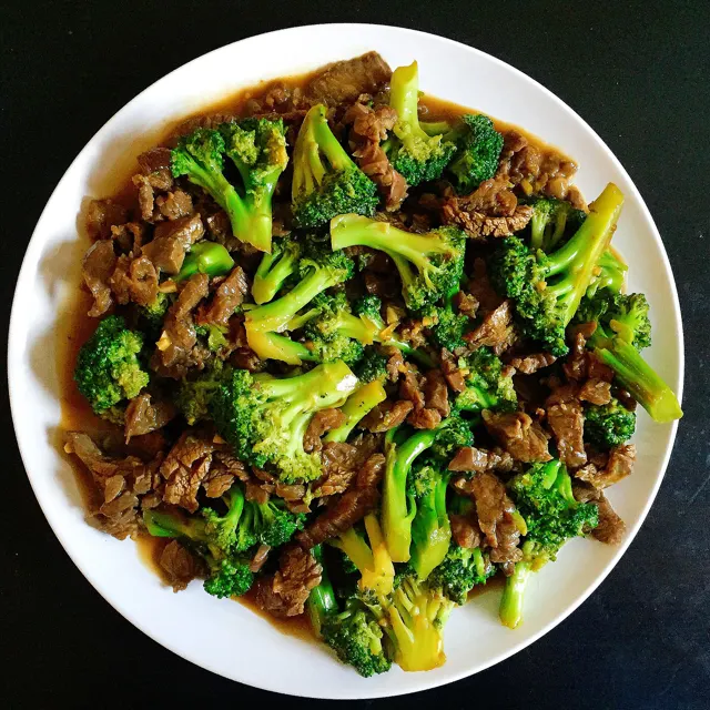 Ternera con brócoli